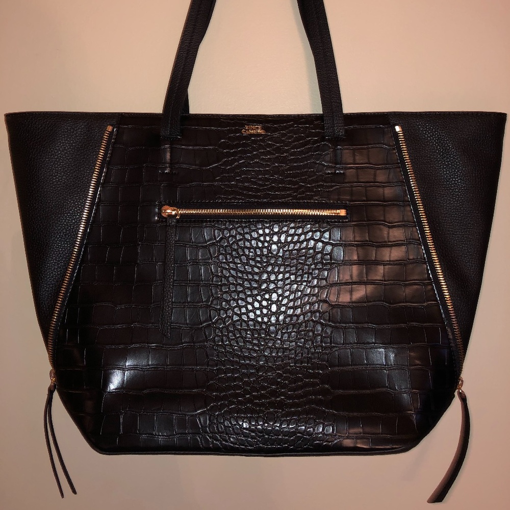 NWOT attached Vince Camuto Marge Tote Crocodile